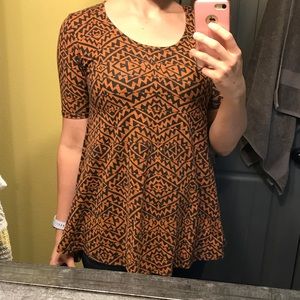 Lularoe perfect tee
